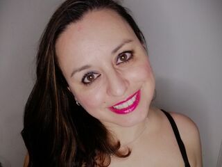 AdelaAlbaNatural Live Cam live cam girl next door