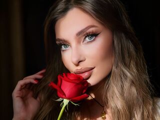 Alessia Live Cam live cam ass fuck