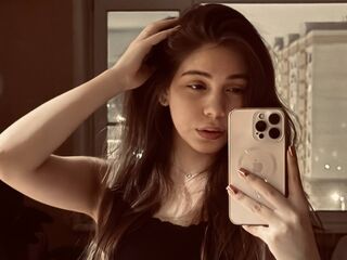 AlishiaCowlin Live Cam live cam tattoo