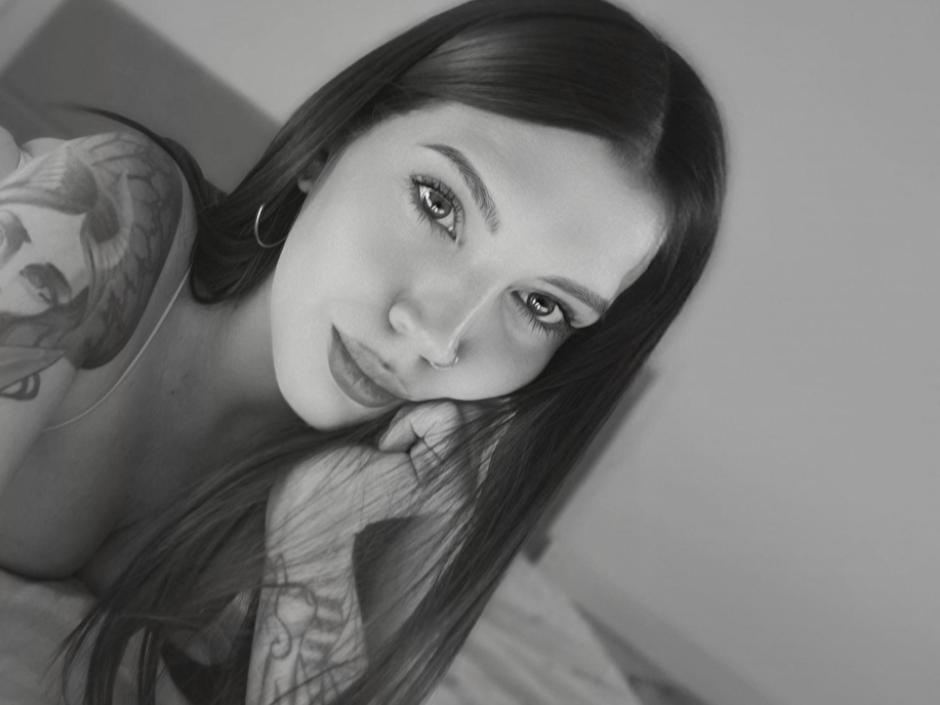 Angelsweetshy Live Cam live cam hard fuck