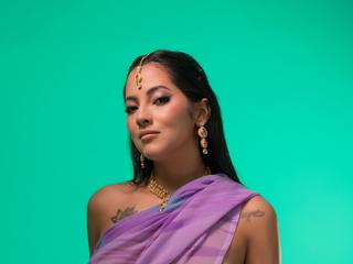 AnushkaChopra Live Cam live cam shaved