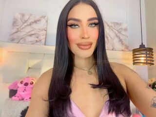 BelaGrow Live Cam live cam tattooed