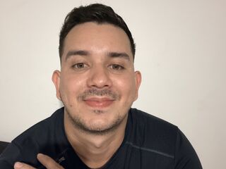 GaelRamirez Live Cam live cam cum in pussy