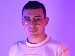 KayMacallister Live Cam live cam old man