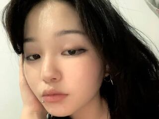 KizzyScheidegger Live Cam live cam sex toys