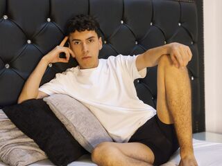 MaxLeons Live Cam live cam uncensored
