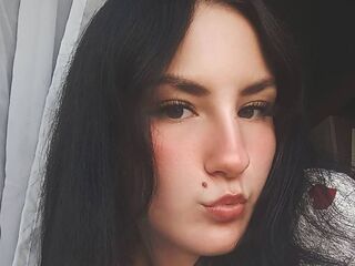 SadeLanden Live Cam live cam roommate